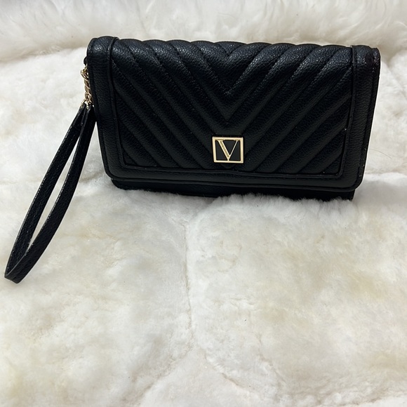Victoria's Secret Handbags - Victoria’s Secret